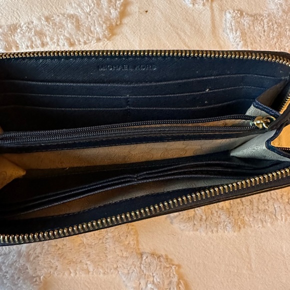 Navy Blue Michael Kors wallet - gently used - Picture 4 of 5